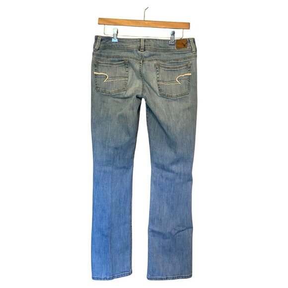 American Eagle Jeans Women's 8 Kick Boot Stretch Light Wash Jeans - Picture 2 of 8